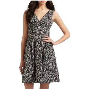 Nanette Lepore Dress Womens 6 Black White Pleated V-Neck Sleeveless County Fair